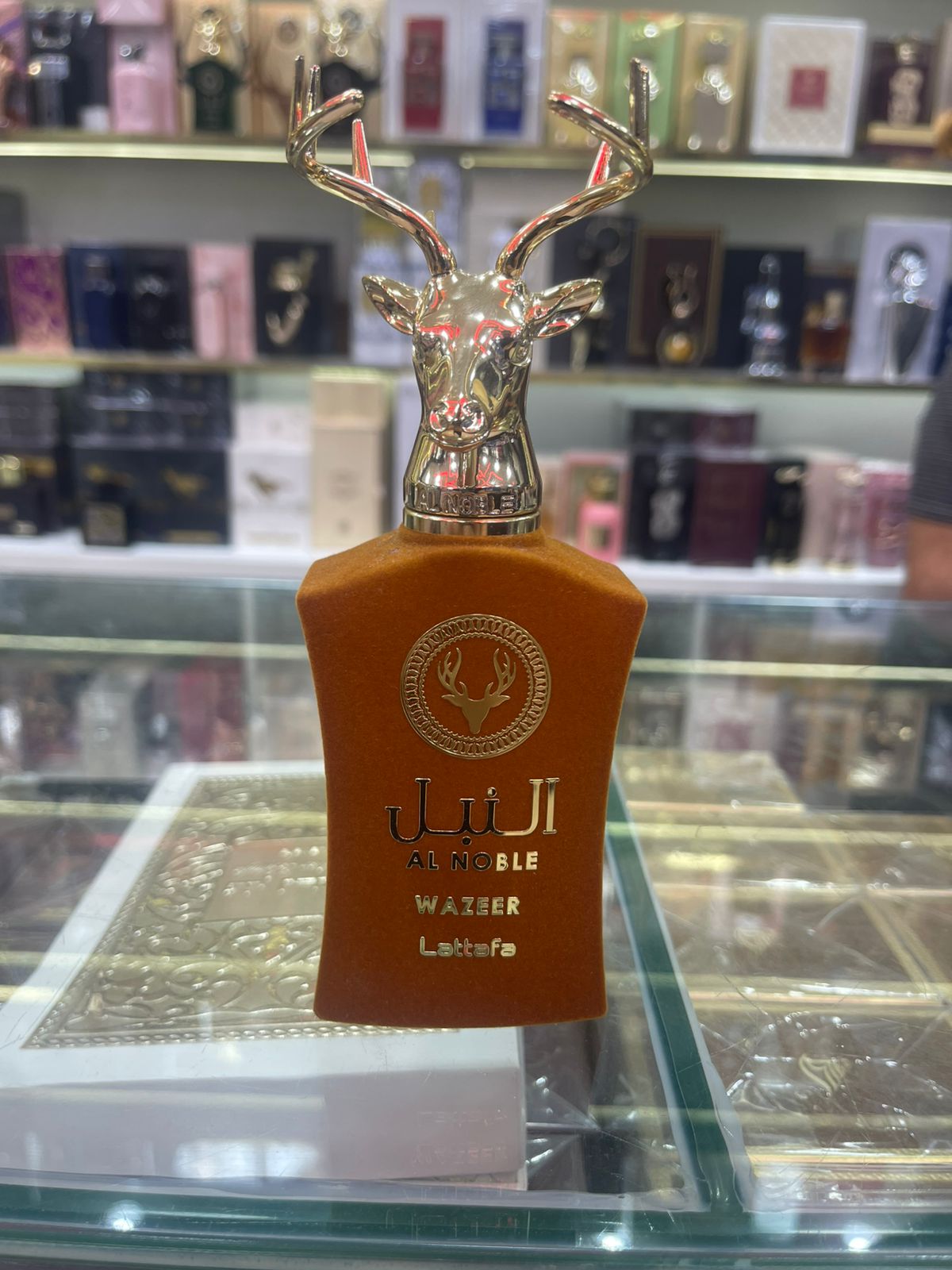 AL Noble Wazeer by Lattafa