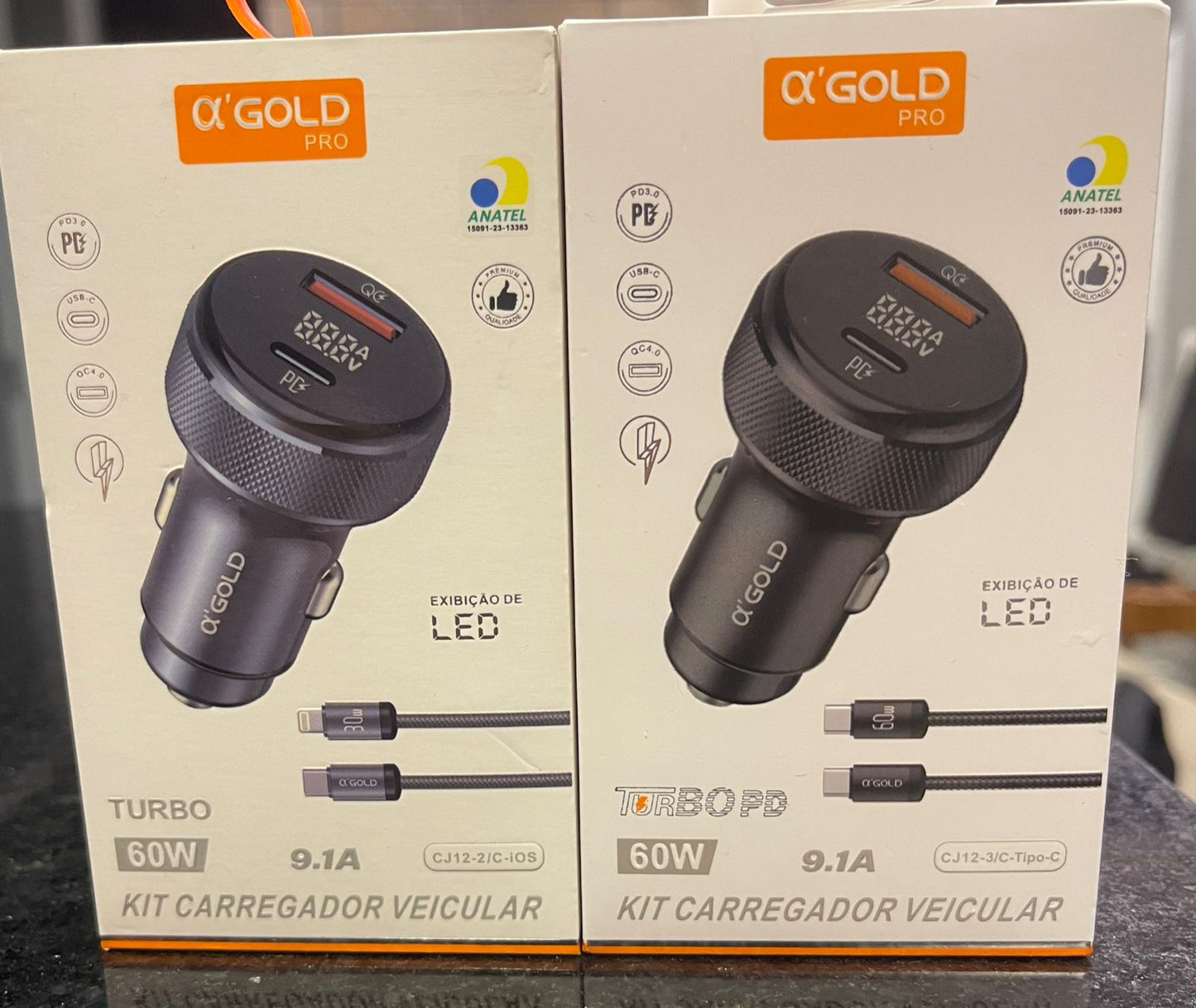 Kit carregador veicular A'GOLD - USB C Lightining