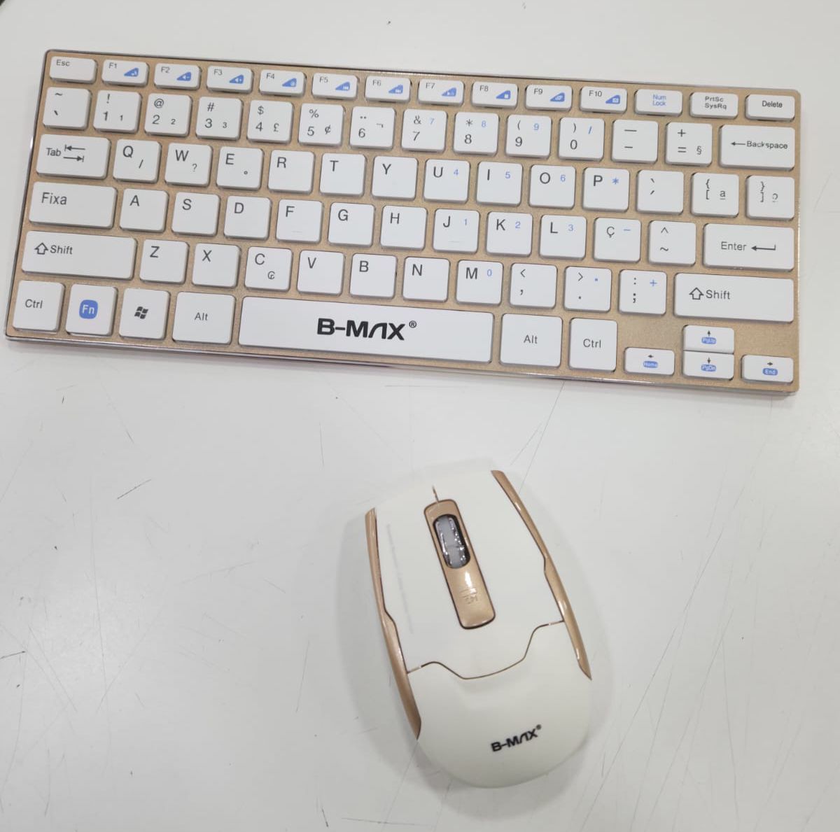 Teclado BMax sem fio