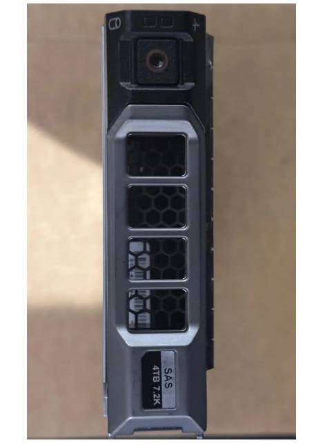 Hd Dell 4tb 7.2k 3,5 Sas 12gb - Servidores Prateado (Usado)